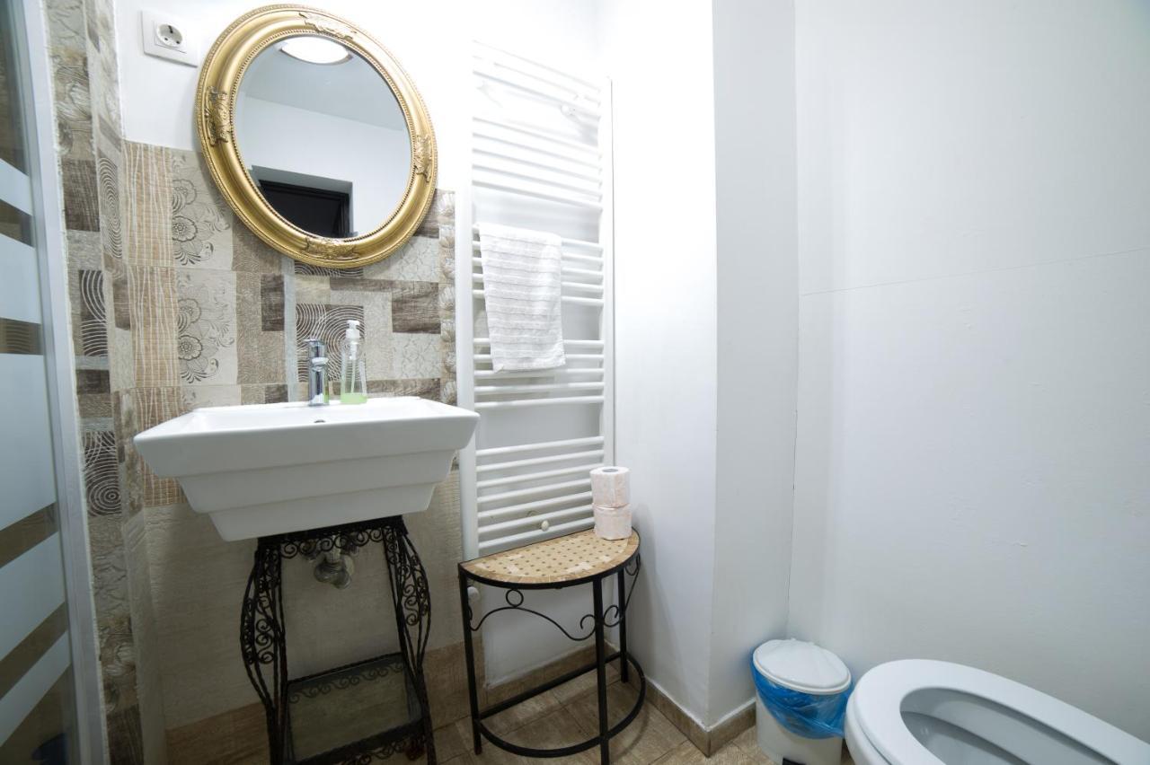 Central Studio Bnb Брашов Екстериор снимка